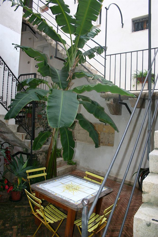Il Cortiletto Hotel Trapani Exterior photo